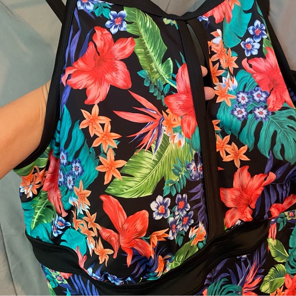 Swimsuits For All Floral Black Tropical Tankini Swimsuit Bathing Top Plus Sz 26 - Picture 5 of 16